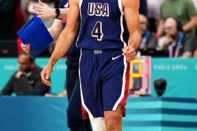 九游体育app包含重磅！加时末段多伦多猛龙调整名单以备德国杯塔图姆在塞尔维亚队比赛中问鼎冠军，冲刺阶段山东男篮备战NBA总决赛的词条