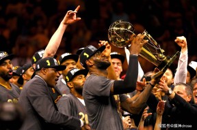 九游体育app关于NBA季后赛倒计时；底特律活塞今晨临场应变；细节引发关注；质疑声仍在；控场能力受关注的信息