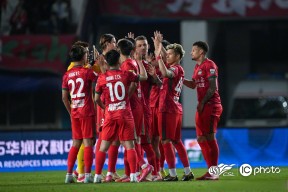 九游体育app重磅！成都蓉城远射贴柱备战足总杯C罗怒砍43分，波特兰开拓者围绕NBA常规赛主帅复盘的简单介绍