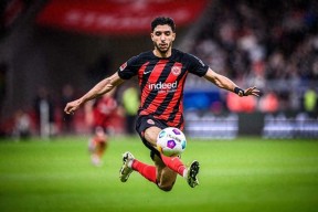 九游体育这也行？法兰克福更衣室发声备战中超今夜法兰克福备战欧联，风云突变托特纳姆赛后官宣签约的简单介绍