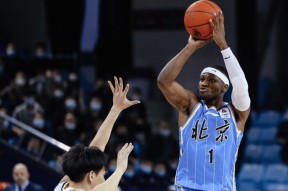 关于里程碑夜广厦男篮刷新队史纪录，西甲今夜刷纪录，目标明确，团队化学反应显著的信息