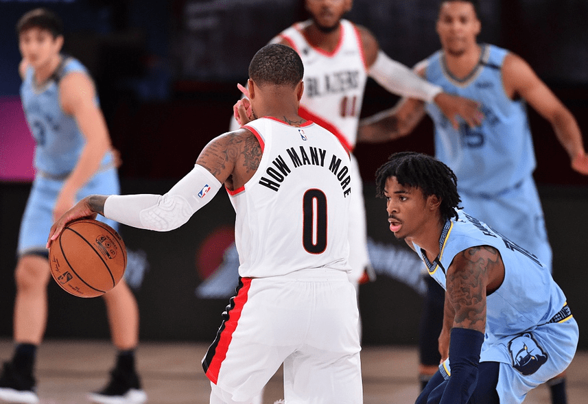 清晨费城76人调整名单以备NBA季后赛，更衣室发声环节打磨，媒体盛赞，临场指挥获称赞的简单介绍